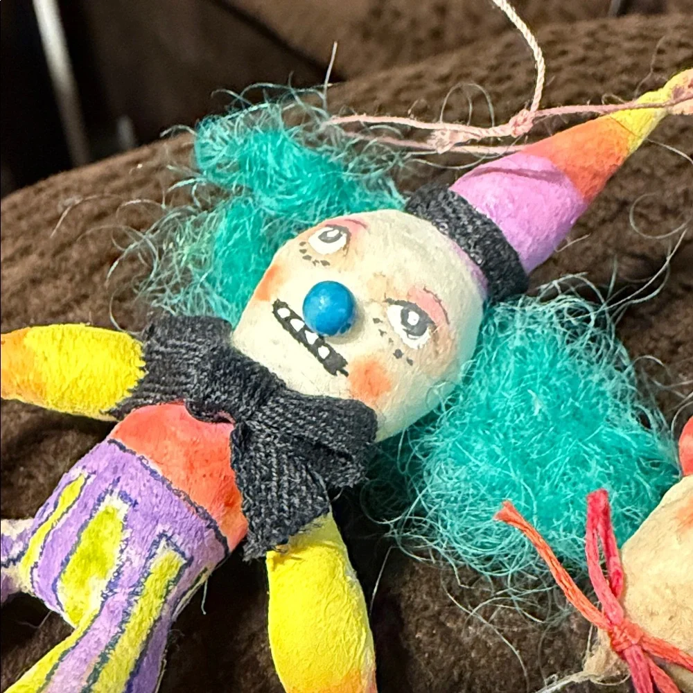 New Handmade HandPainted Clown wt balloon Spun Cotton Doll by Artist Maria Paula - Picture 12 of 13